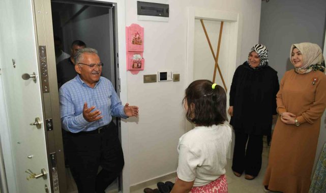 Başkan Büyükkılıç, Özel Öğrenci Zeynep'in Misafiri Oldu