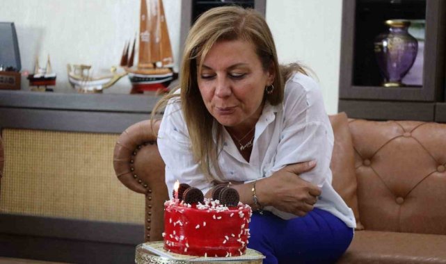 Başkan Köse'ye sürpriz doğum günü