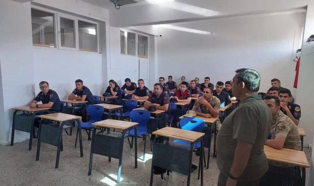 Bayburt'ta jandarmaya yaban hayatı eğitimi verildi