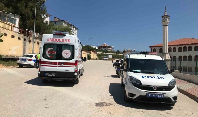 Bilecik'te bisiklet ile otomobilin çarpışması sonucu küçük çocuk yaralandı