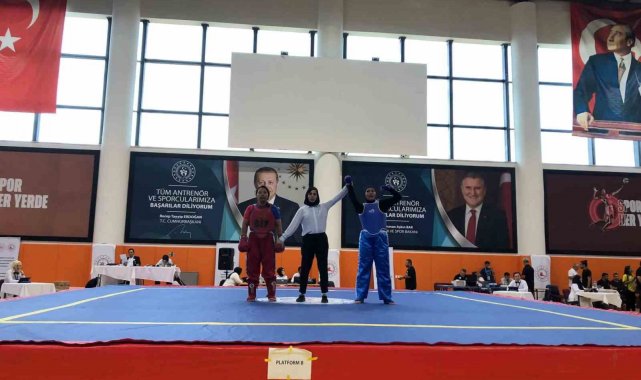 Bilecikli sporcu şampiyonlukla geldi