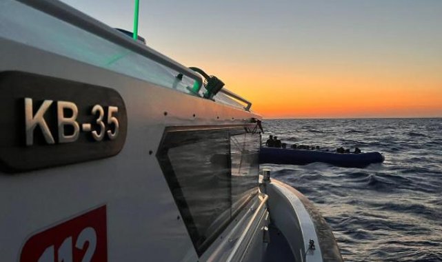 Bodrum'da 23 kaçak göçmen kurtarıldı