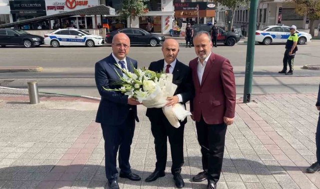 Bursa Valisi Demirtaş törenle karşılandı