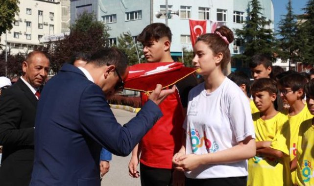 Çankırı'da, 'Şapka Devrimi'nin 98'inci yılı kutlandı