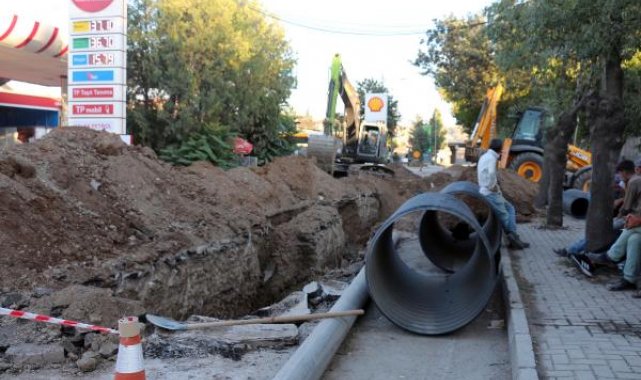 Çankırı'da altyapı çalışmasında meydana gelen göçükte 2 işçi yaralandı