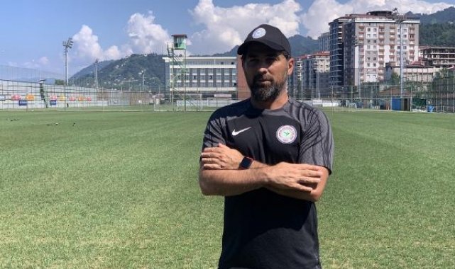 Çaykur Rizespor Teknik Direktörü Palut: İyi mücadele edip, birlikte oynamalıyız