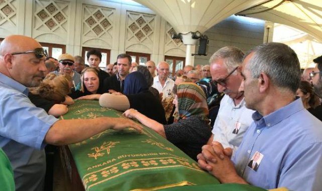 CHP eski ilçe başkanı için iki cenaze namazı kılındı