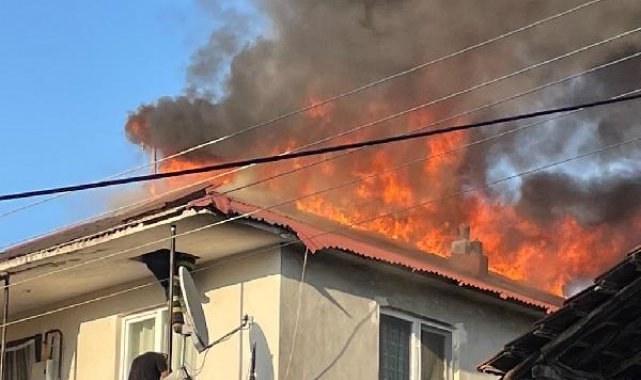 Çocukların oynarken çıkardığı iddia edilen yangında 3 ev zarar gördü