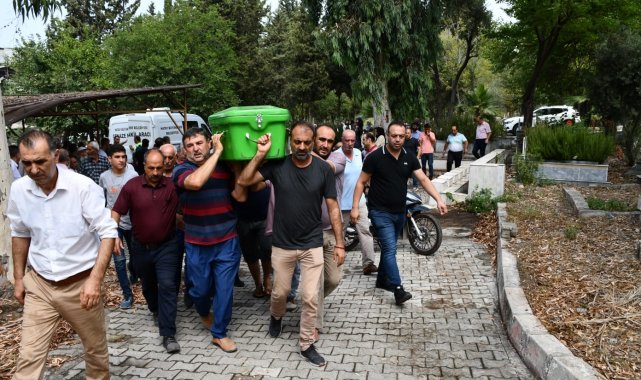 Denizde boğulan kız kardeşler, son yolculuklarına uğurlandı
