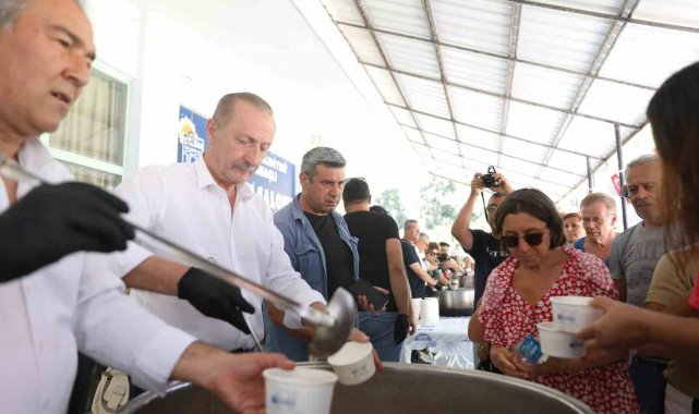 Didim Belediyesi'nden aşure ikramı