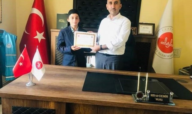 Eğitimini tamamlayan öğrencilere hafızlık belgeleri verildi