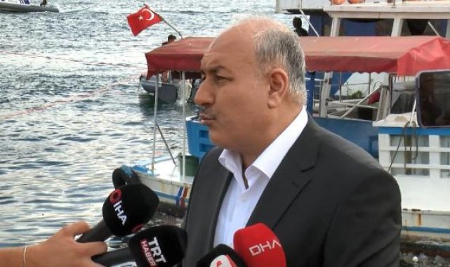 Eminönü'nde denize düşen otobüsü çıkarma çalışmaları başladı