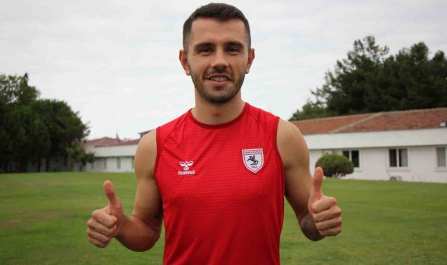 Emre Kılınç: "Samsunspor'da başarılı olup tekrar milli takıma çağrılmak isterim"