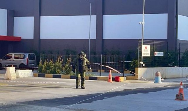 Fünyeyle patlatılan şüpheli paketten patates kızartması, ketçap, kola ve kesme şeker çıktı