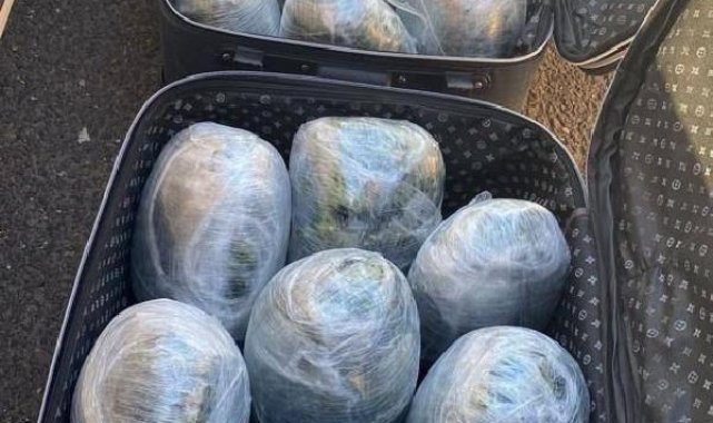 Gaziantep'te 2 polis memuru 19 kilo uyuşturucu ile yakalandı