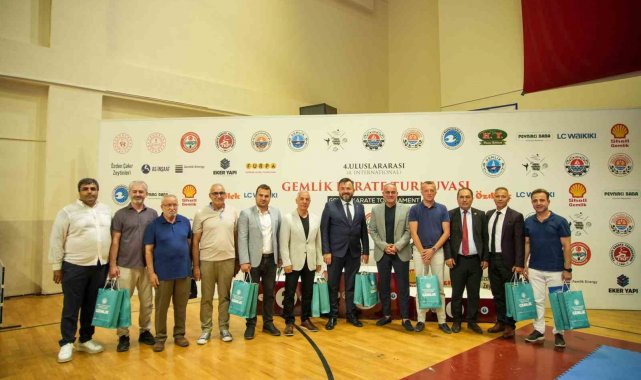 Gemlik'teki dev turnuvada kıyasıya rekabet