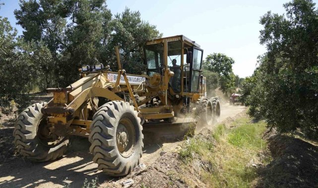 Gemlikli çiftçiye arazi yolu desteği