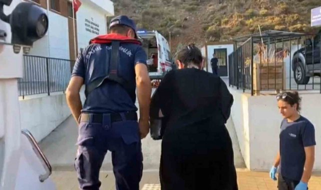 Gezi teknesinde yaralanan vatandaşa Sahil Güvenlik'ten tıbbi tahliye