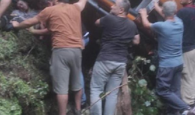 Giresun'da otomobil, dereye uçtu; 1 ölü, 3 yaralı