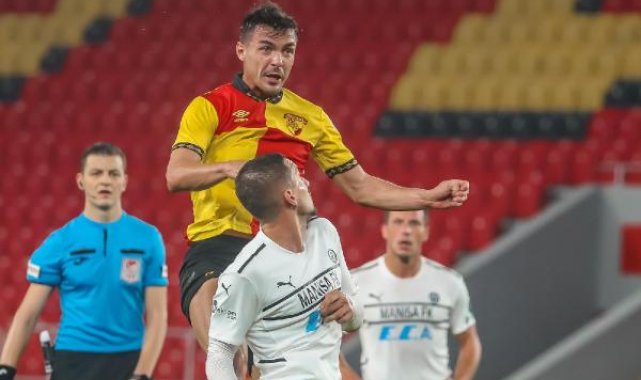 Göztepe Emir'den vazgeçti, hedef orta saha