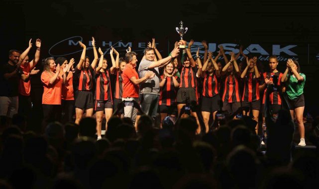 Gurbetçi Festivali unutulmaz bir kapanış yaptı