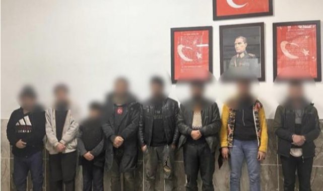 Iğdır'da 13 göçmen kaçakçısı tutuklandı