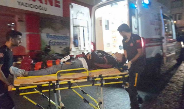İki otomobil çarpıştı: 2 yaralı