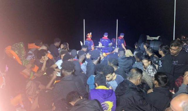 İzmir'de 208 kaçak göçmen kurtarıldı, 184 göçmen yakalandı