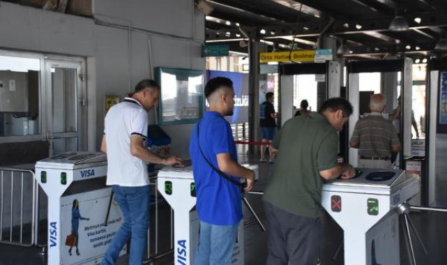 İzmir'de grev bitti; metro ve tramvay seferleri yeniden başladı