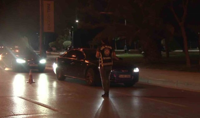 Kadıköy'de abart egzozlu araç denetimi