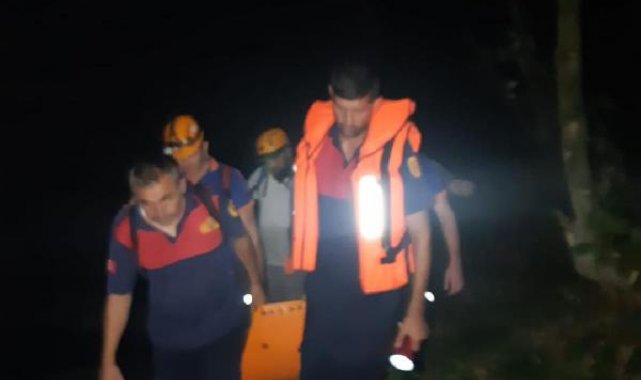Kanyonda mahsur kalan 16 kişilik TRT ekibi AFAD ve itfaiye tarafından kurtarıldı