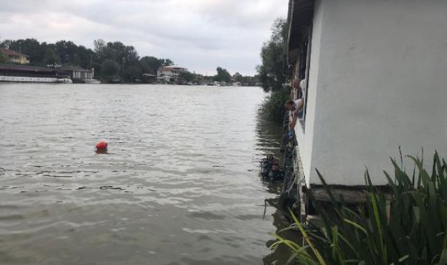 Karasu'da konakladığı bungalov evin yanındaki nehirde cesedi bulundu