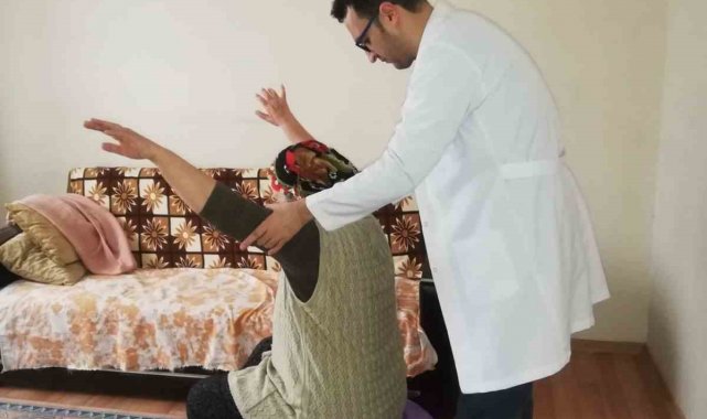 Kars'ta belediyesi evde bakım hizmetini sürdürüyor
