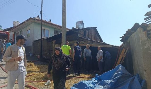 Kastamonu'da depo yangını