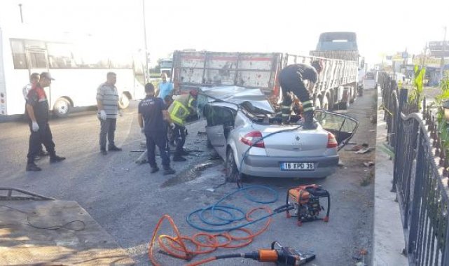 Kazada ölen aynı aileden 3 kişi toprağa verildi; çocuklarını kıramadığı için günübirlik tatile gitmiş