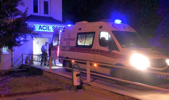 Kıraathaneci iki akraba arasında çıkan bıçaklı kavgada kan aktı: 1 yaralı