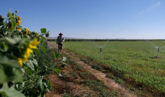 Konya Ovası'nda suya ulaşmak için 450 metre sondaj yapılıyor