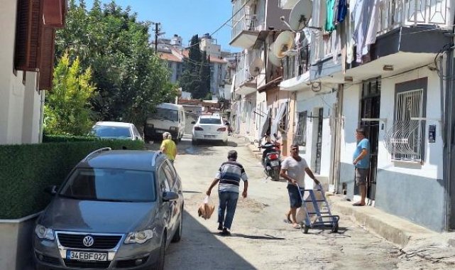 Kuşadası Körfezi'nde 2 dakika arayla 2 deprem