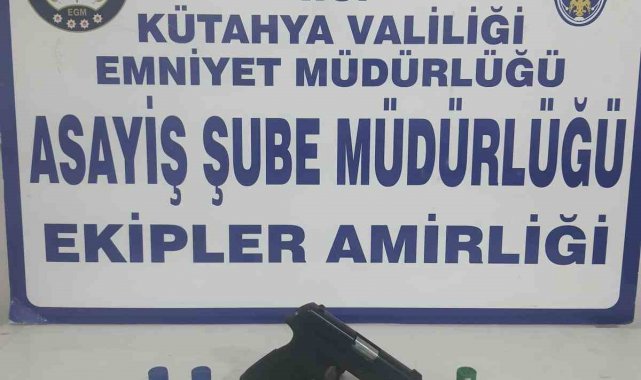 Kütahya'da bir kişinin üzerinde ruhsatsız tabanca ele geçirildi