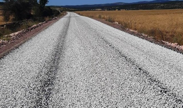 Kütahya'da yatırım programındaki yol çalışmaları tamamlanıyor