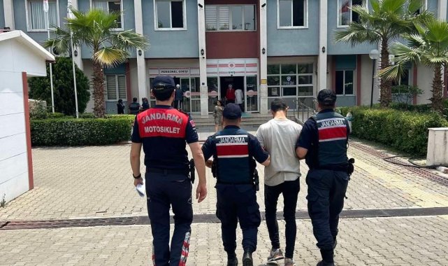 Kuyucak'ta aranan şahsı Jandarma yakaladı