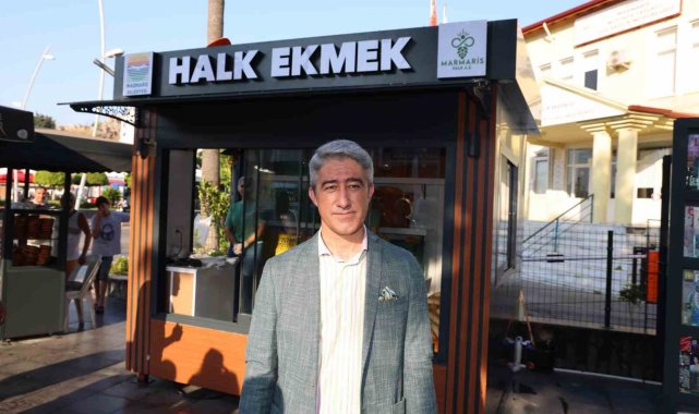 Marmaris'te halk ekmek büfesi açıldı