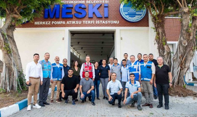 Mersin Büyükşehir Belediyesindeki kadrolu personele 2 bin 394 lira ek zam