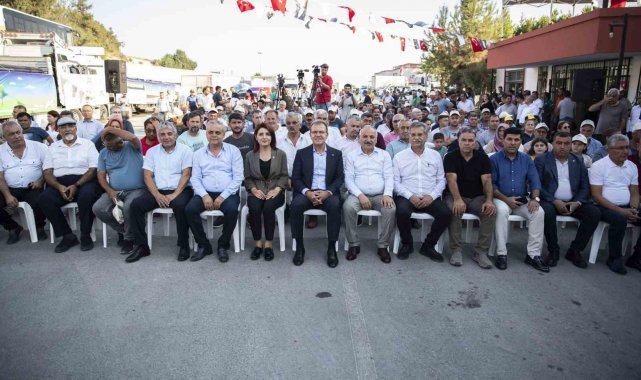 Mersin Büyükşehir Belediyesinden üreticiye tarımsal destek
