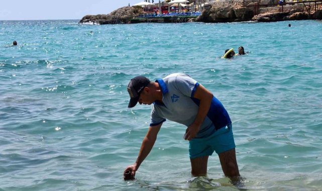 Mersin'de deniz suyu kirliliği sürekli kontrol ediliyor