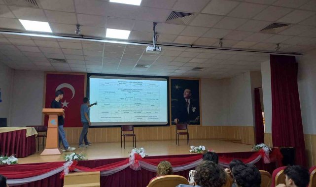 Mezun öğrenciler bilgi ve tecrübelerini aktardı