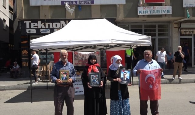 Muş'ta annelerin eylemi devam ediyor