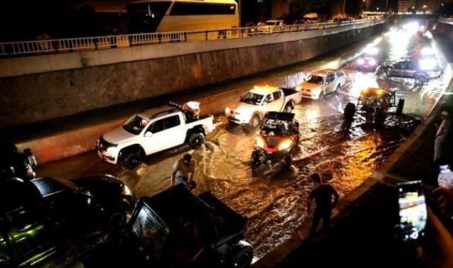 Off-road tutkunları izleyicilerin nefesini kesti
