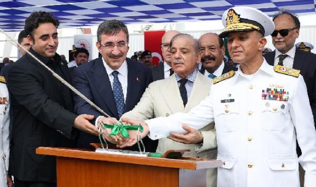 Pakistan MİLGEM Projesi'nin son gemisi PNS TARIQ suyla buluştu