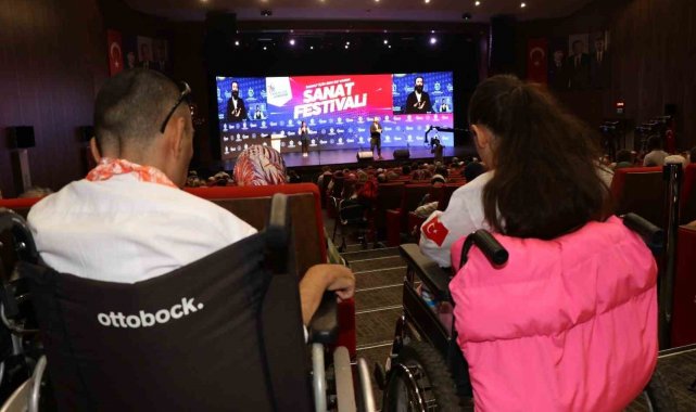 "Sanat İçin Ben De Varım" festivali başladı